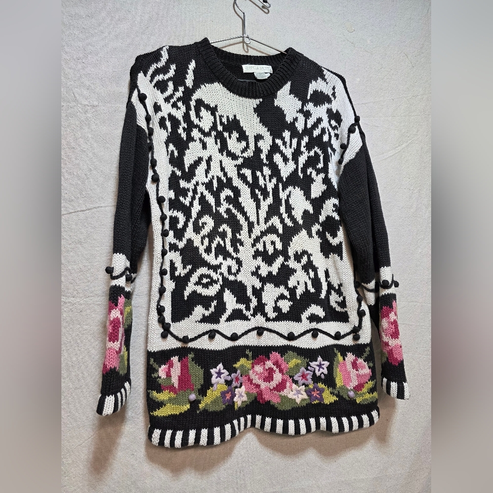 Elegant Vintage Black and White Floral Sweater